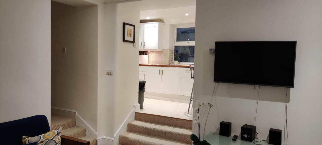 Extremely Well Located Seafront 1 Bedroom Apartment In 브라이턴 외부 사진